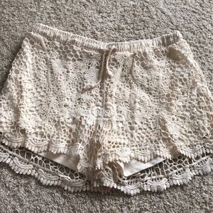 Cream lace shorts